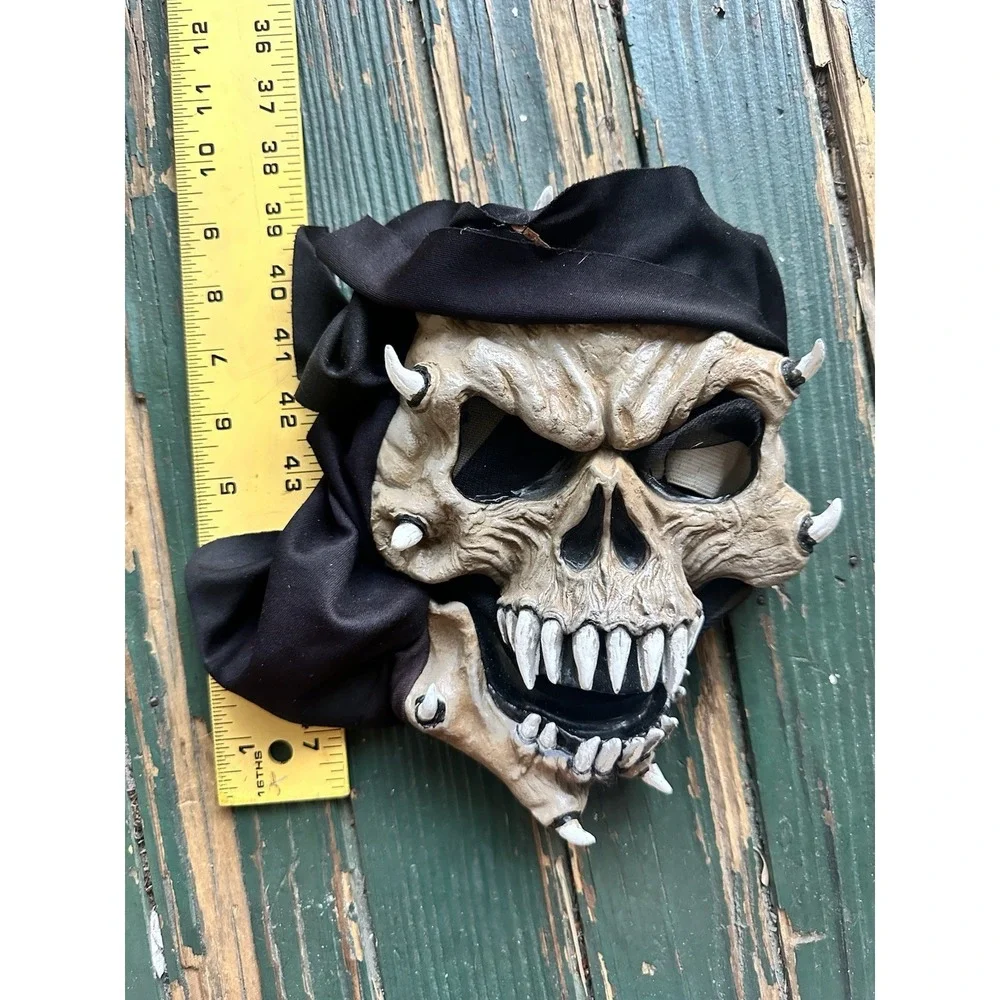 Skeleton Spike FACE Hooded Halloween Mask Fun World Vintage Easter Unlimited